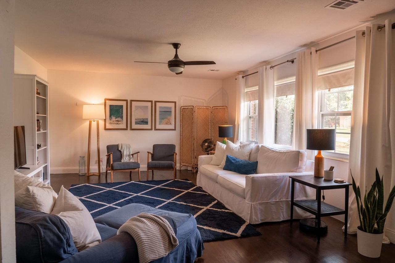 901 White Ave Se - Photo 7 of 13