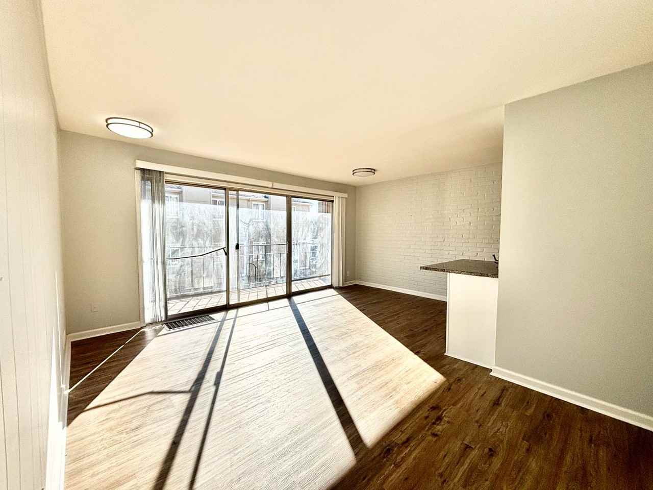 Wexford Plaza - Photo 4 of 18