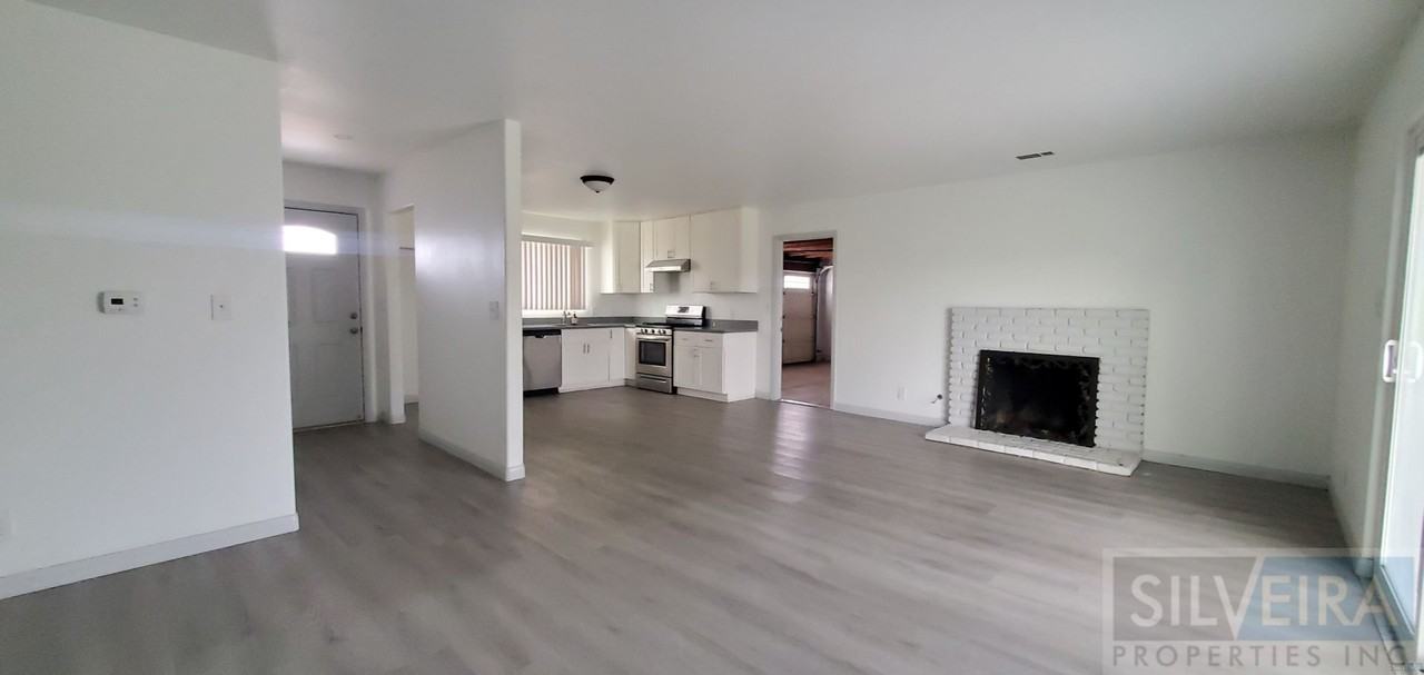 4564 S Bradley Rd - Photo 3 of 33