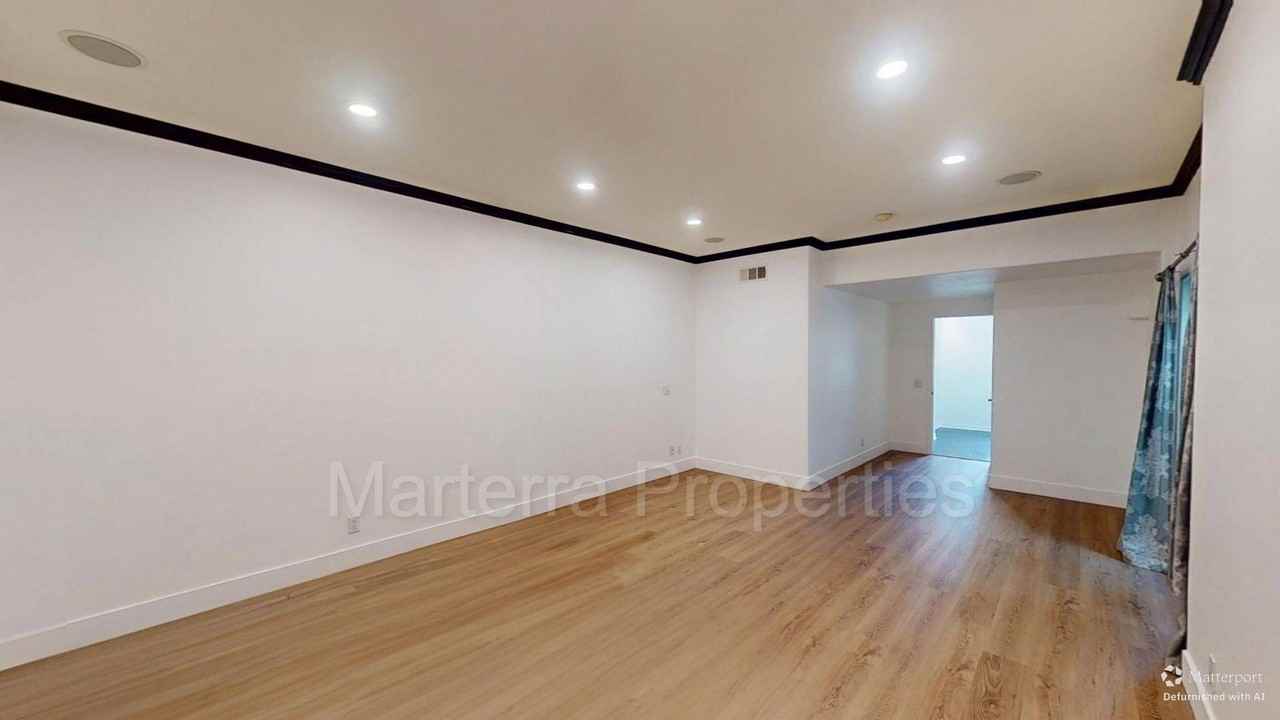 2456 Monaco Ter - Photo 4 of 31