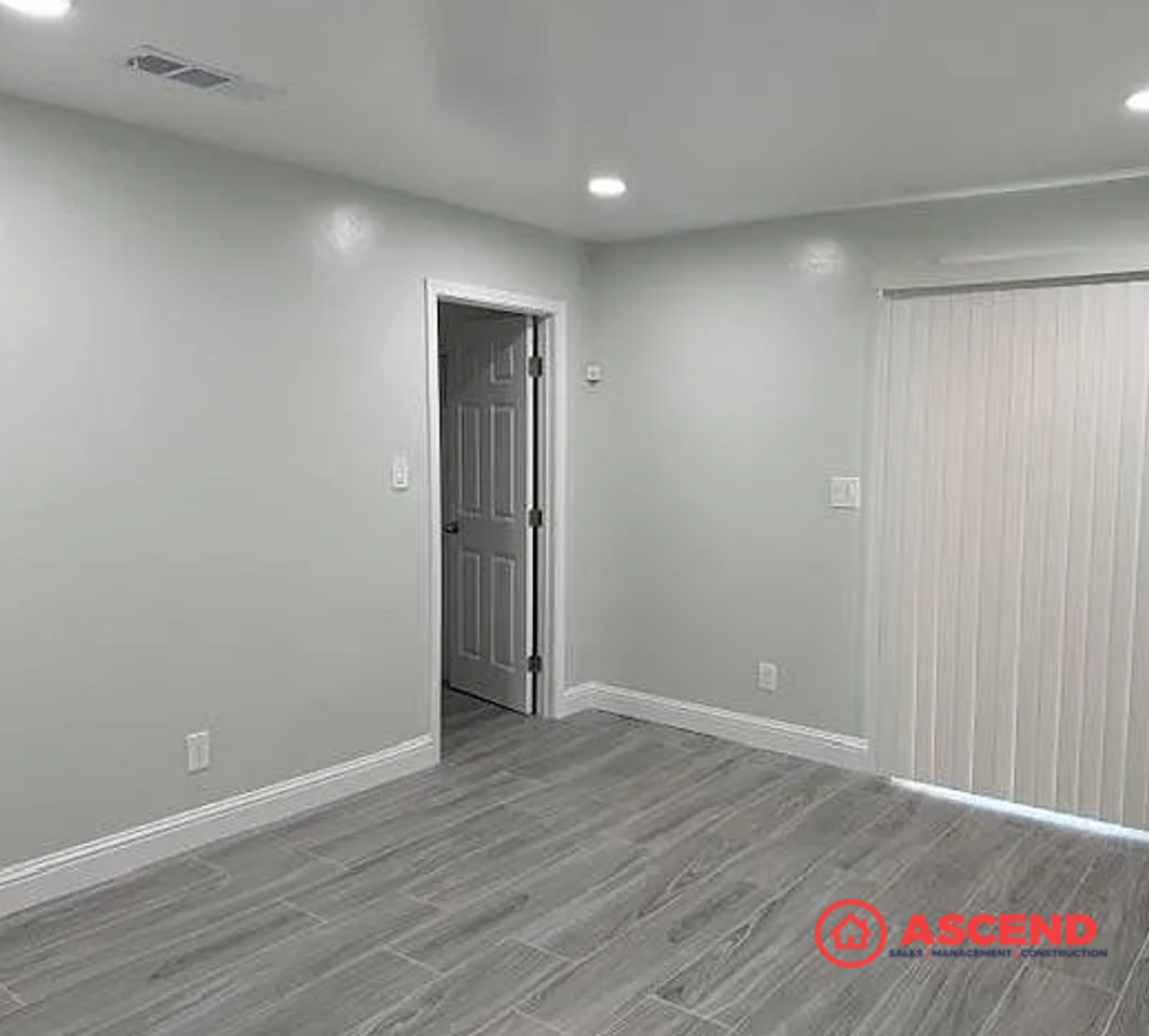 412 Cale Ct - Photo 6 of 13