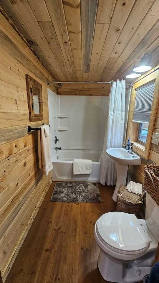 220 1st Ave Ne - Photo 6 of 13