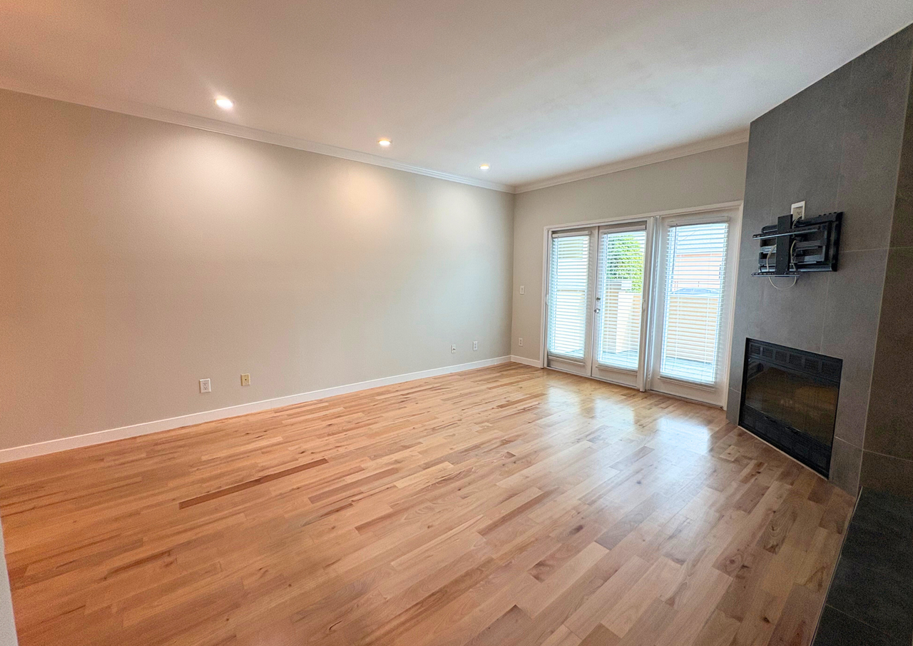 3952 Richmond St - Photo 2 of 31