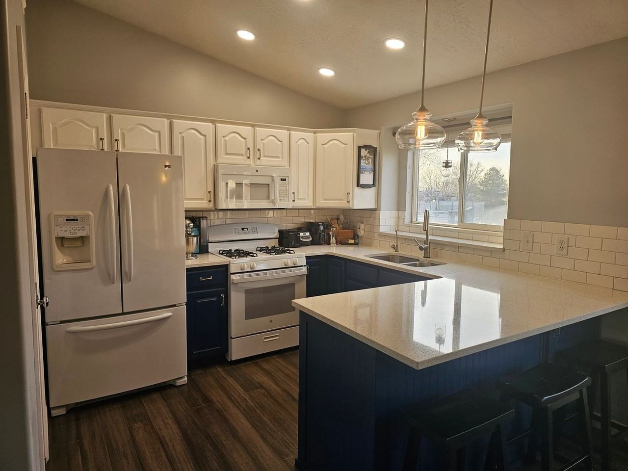 3061 N 1175 E - Photo 2 of 29