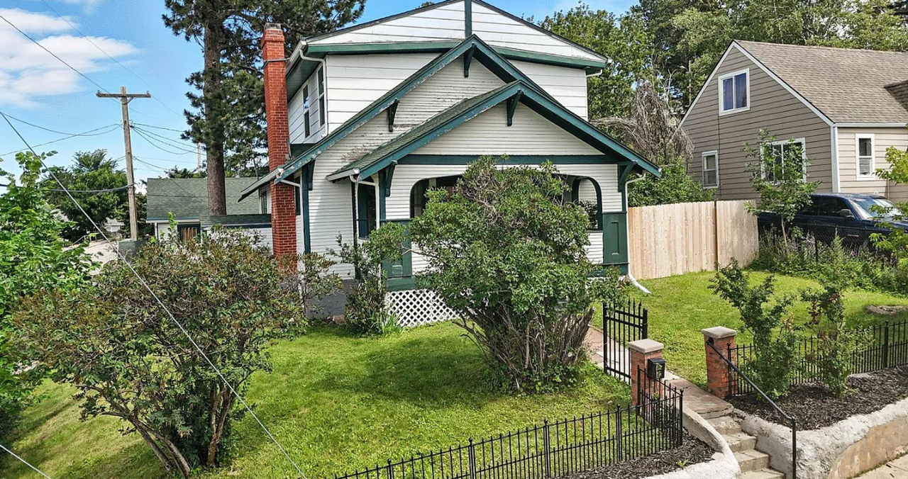 212 May St - Photo 3 of 45