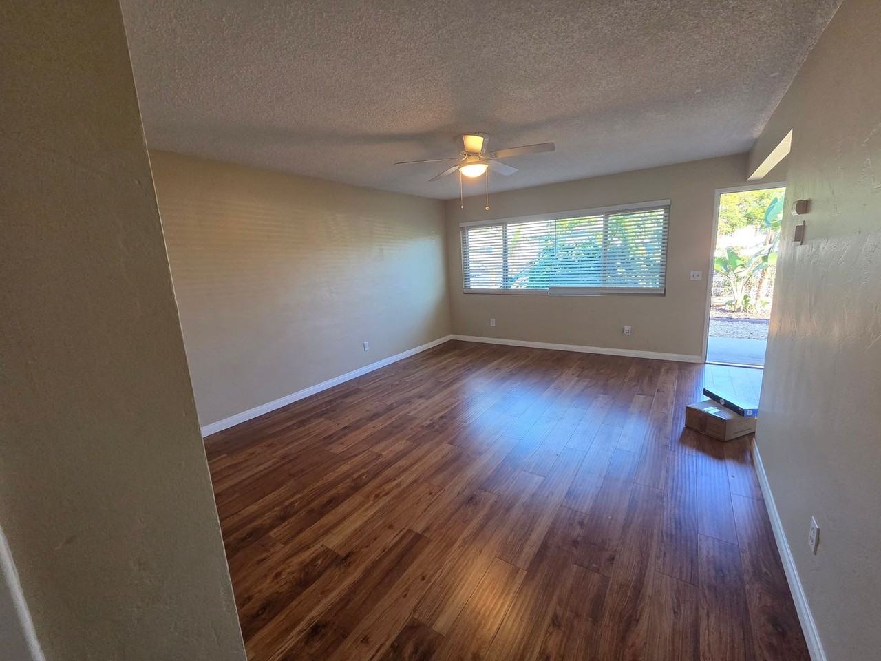 1162 Florence St - Photo 5 of 12