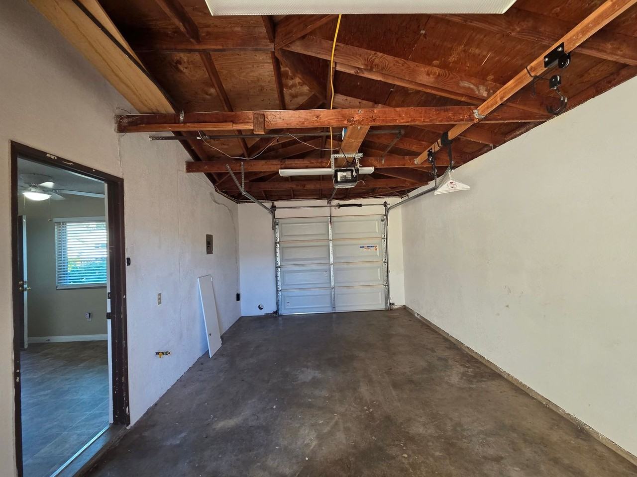 1162 Florence St - Photo 7 of 12