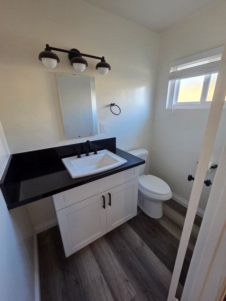 1166 Florence St - Photo 5 of 10