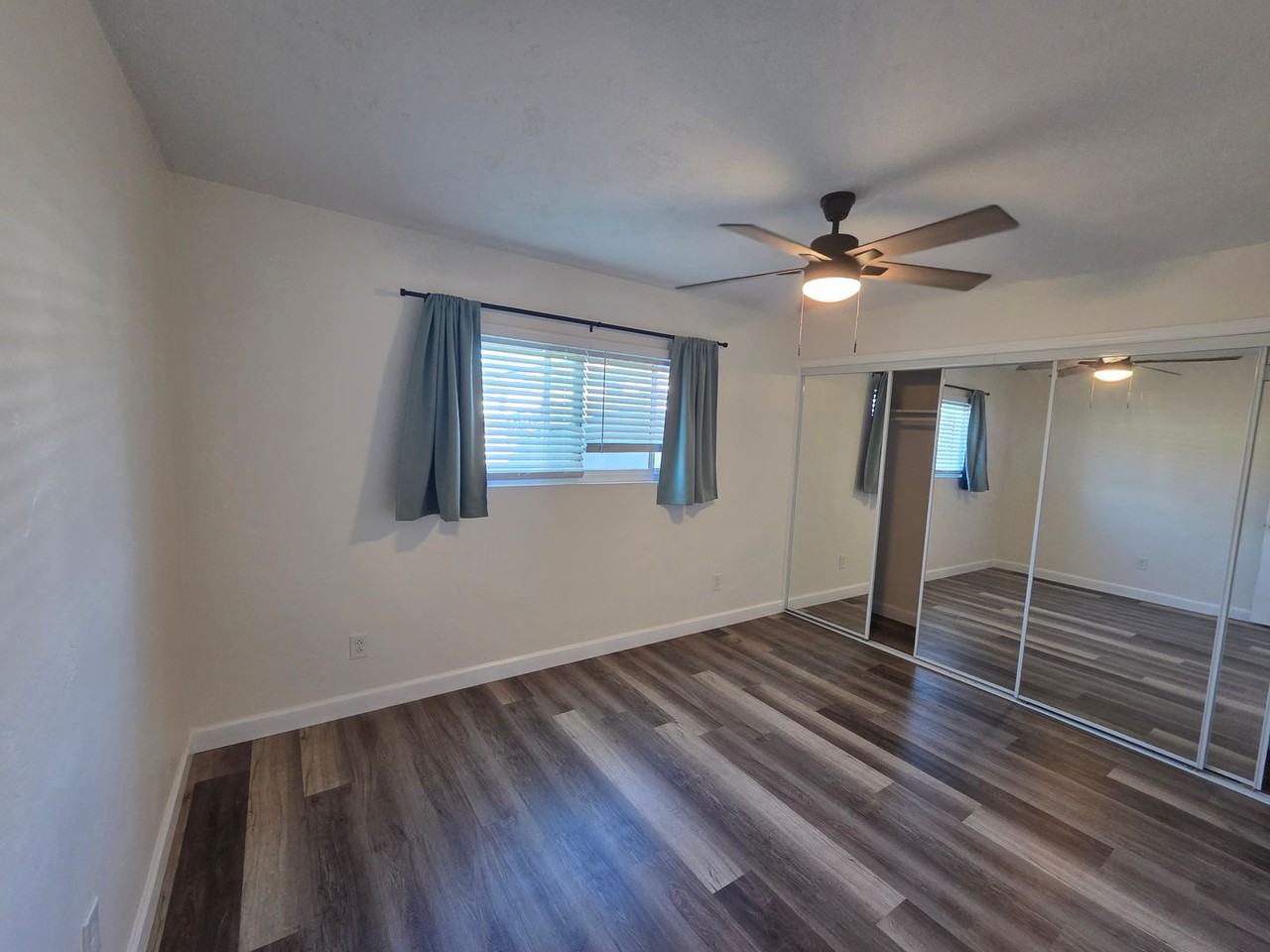 1166 Florence St - Photo 7 of 10