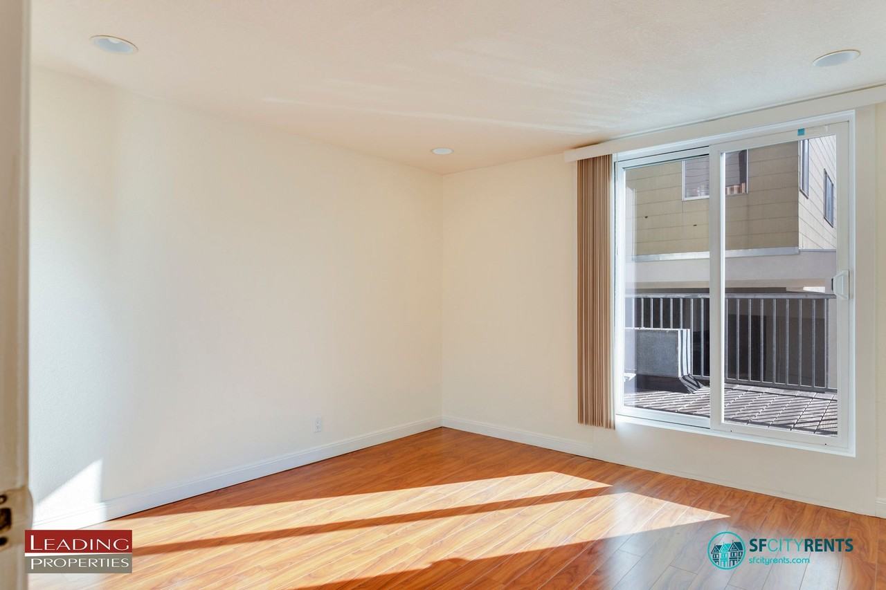 1447 Lombard St #A - Photo 5 of 12