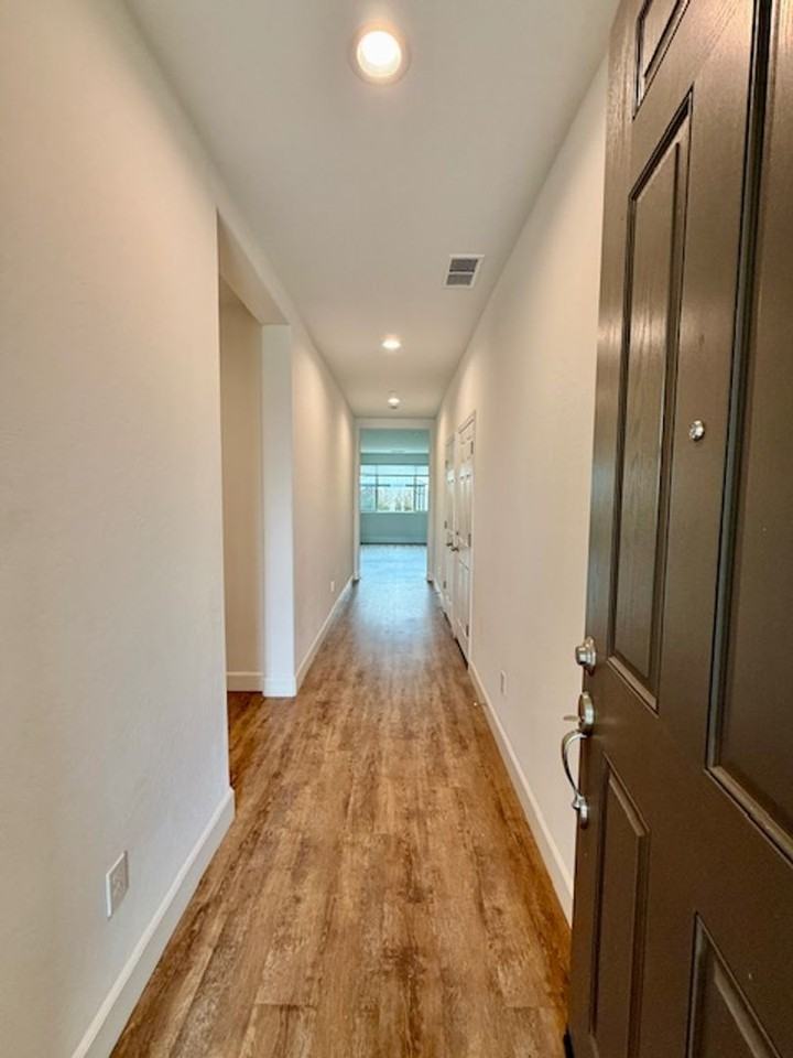 1810 E Monte Vista Ave - Photo 4 of 25