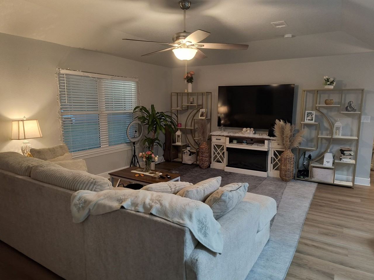 N New Warrington Rd - Photo 3 of 14