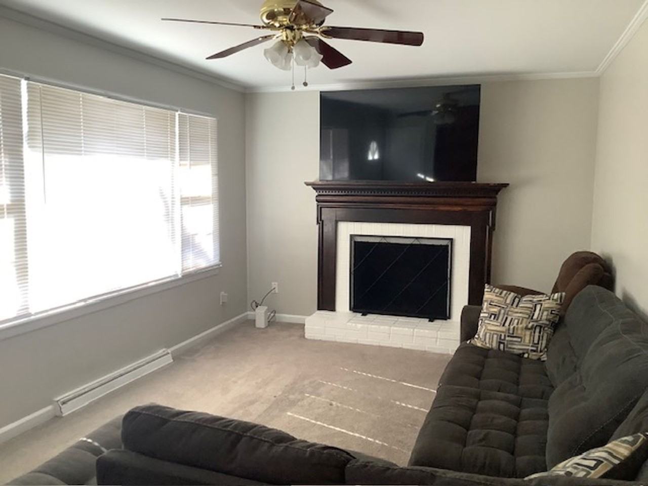 136 Maple Lawn Pl - Photo 2 of 9