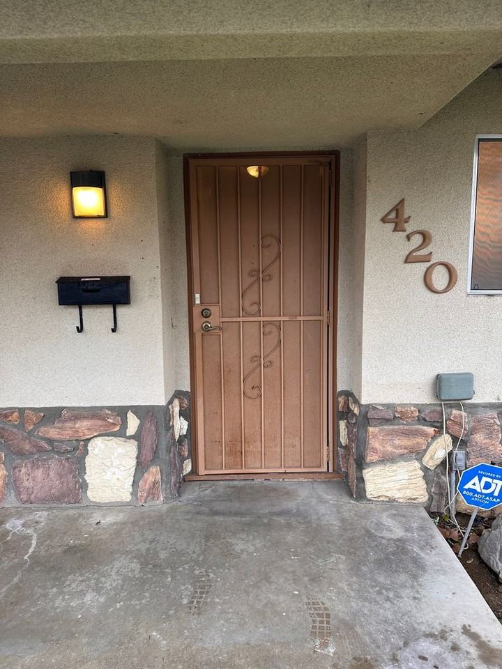 420 S 3rd St - Photo 2 of 28