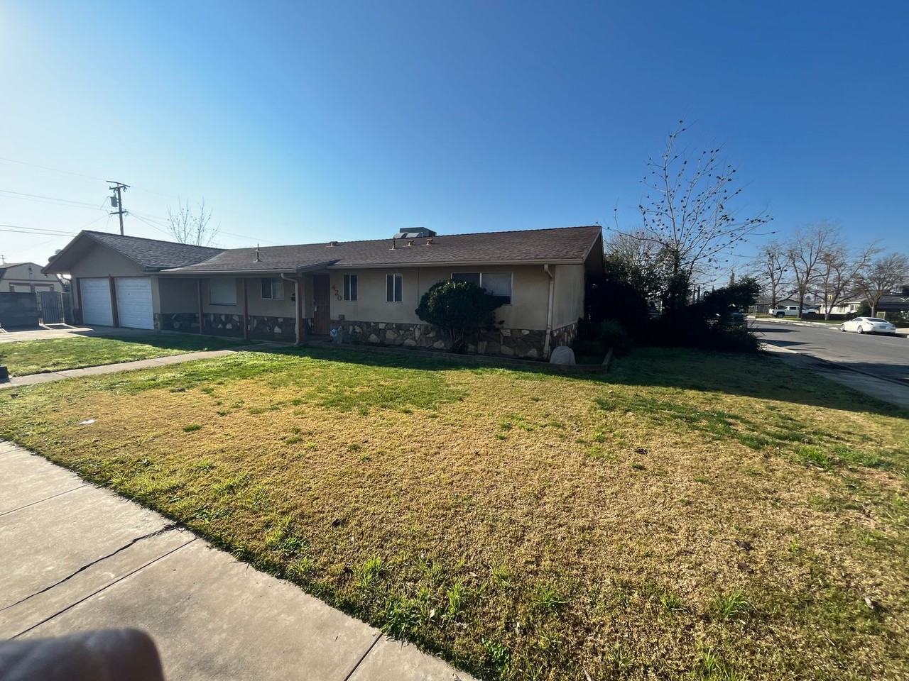 420 S 3rd St - Photo 2 of 28