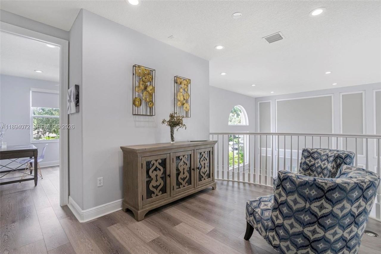 11750 Bayfield Dr - Photo 6 of 25