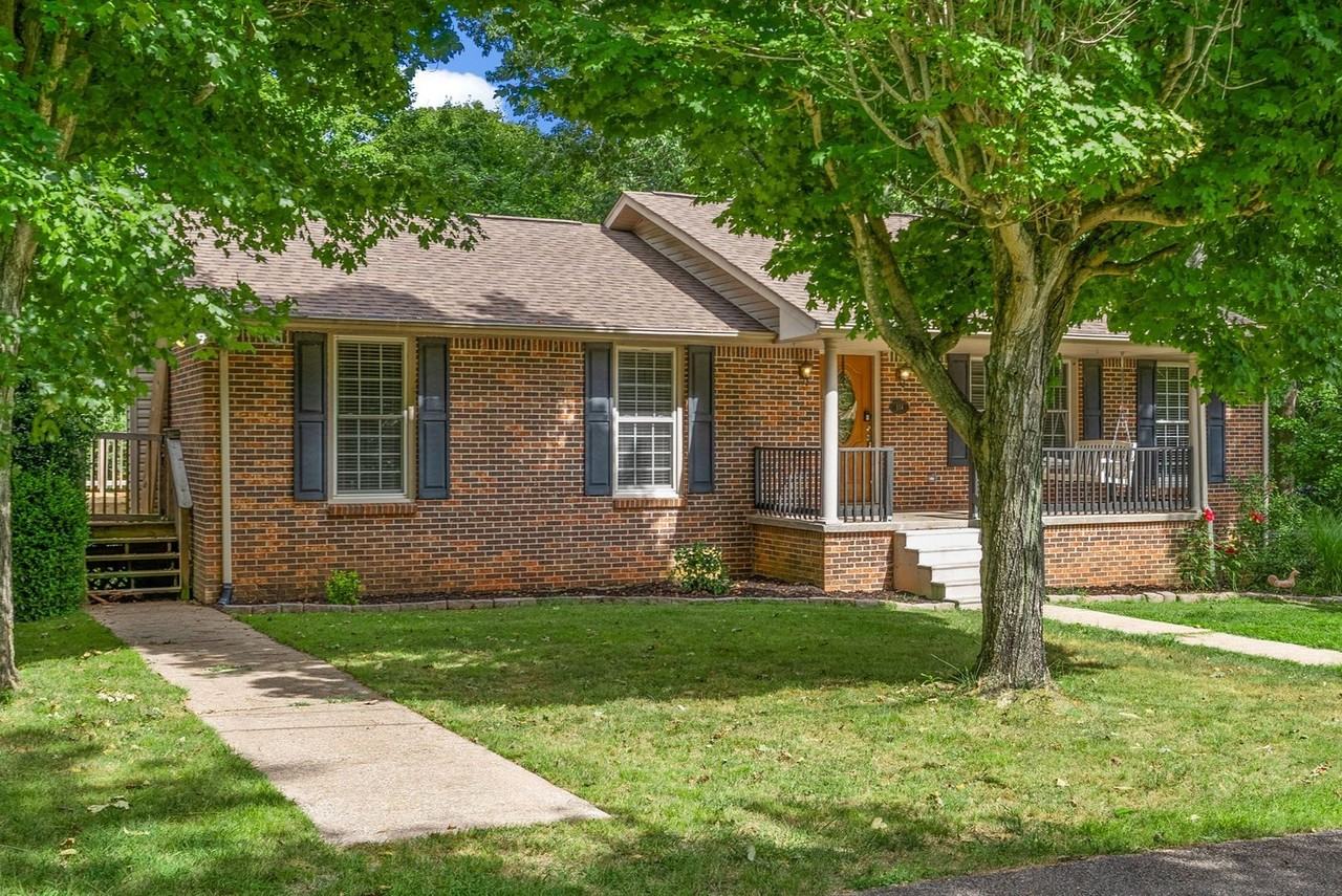 114 Hickory Hill Dr - Photo 4 of 35