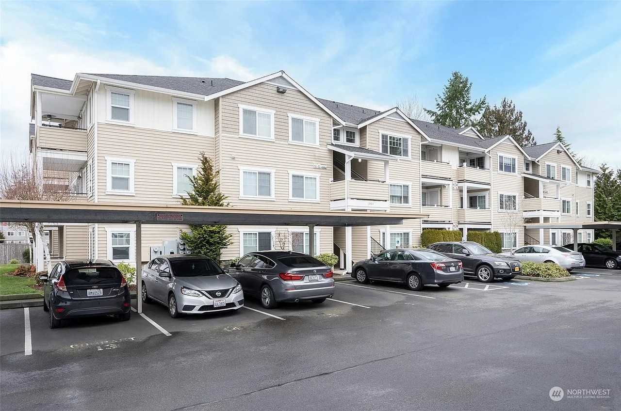 13405 97th Avenue East - Photo 2 of 19