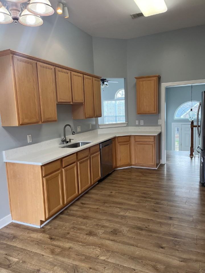 7264 Autumn Crossing Way - Photo 7 of 25