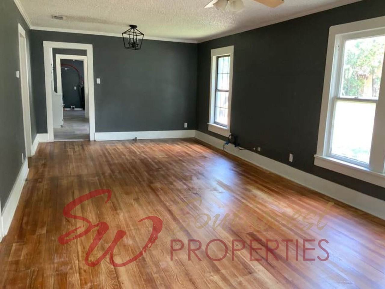 1007 W Mcneill St - Photo 6 of 7