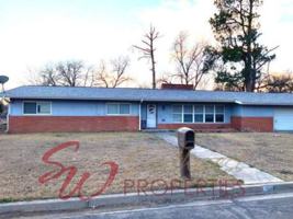 featured image of 1030 N Neblett St