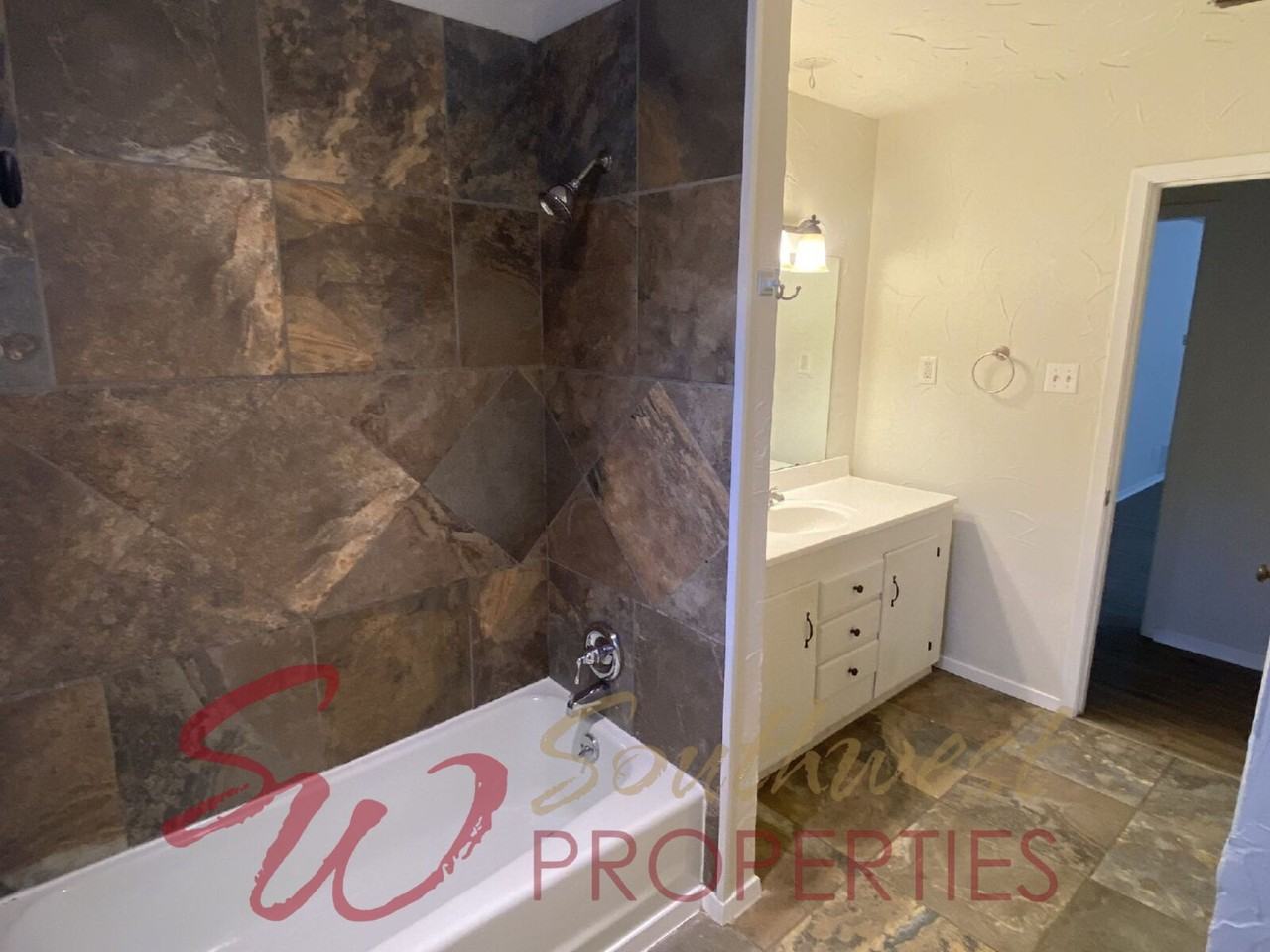 2410 Holly St - Photo 6 of 13