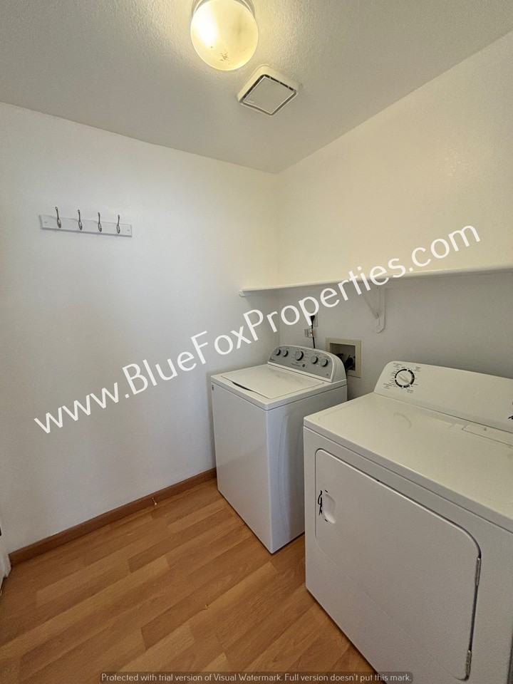 9042 E Muleshoe St - Photo 7 of 18