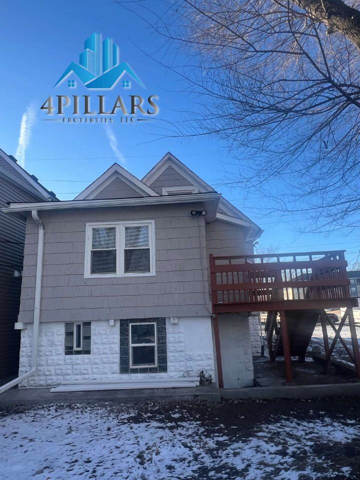 5647 Sohl Ave #1stFL - Photo 6 of 41