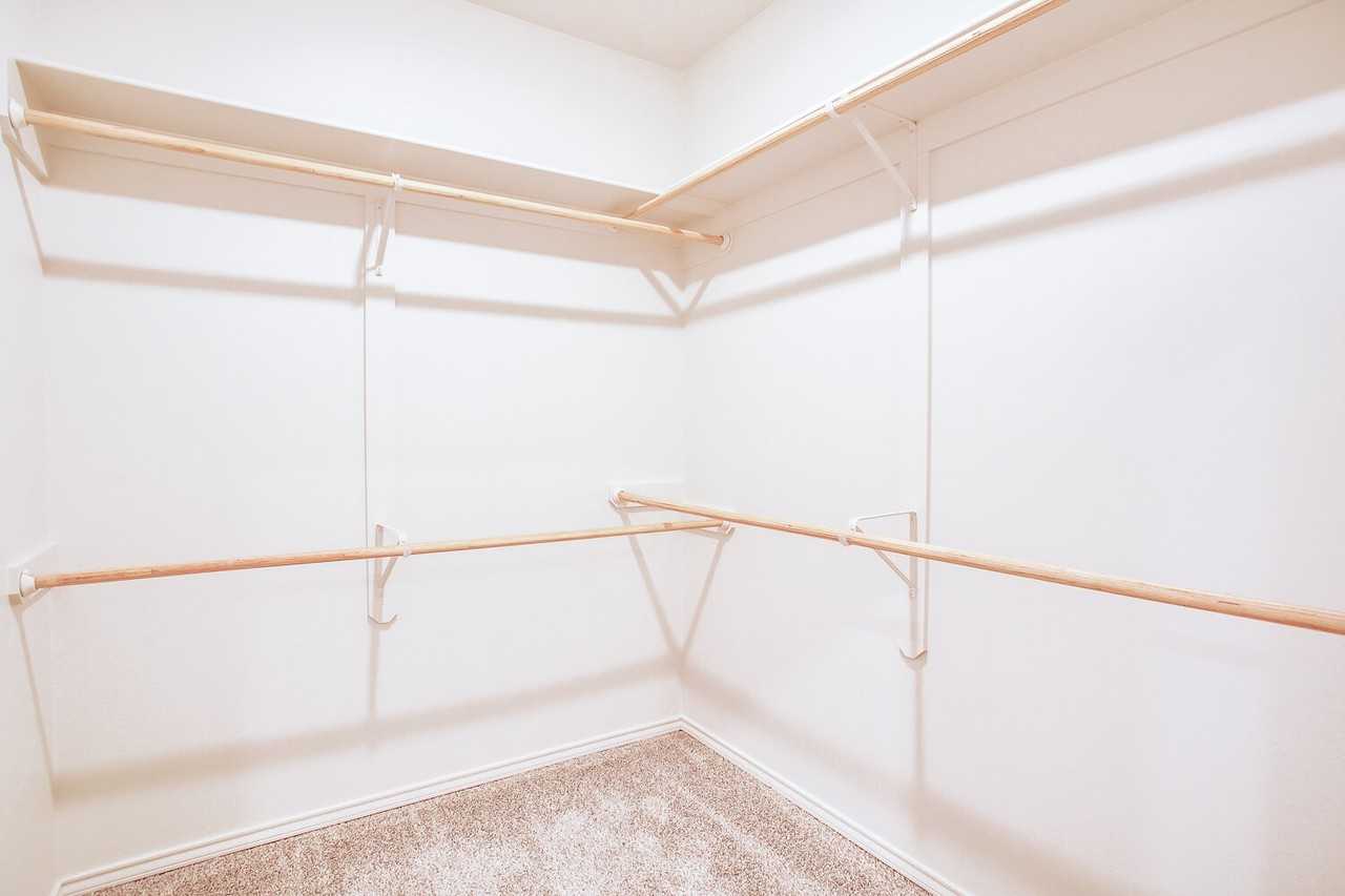 1708 Corpus Ave - Photo 5 of 18