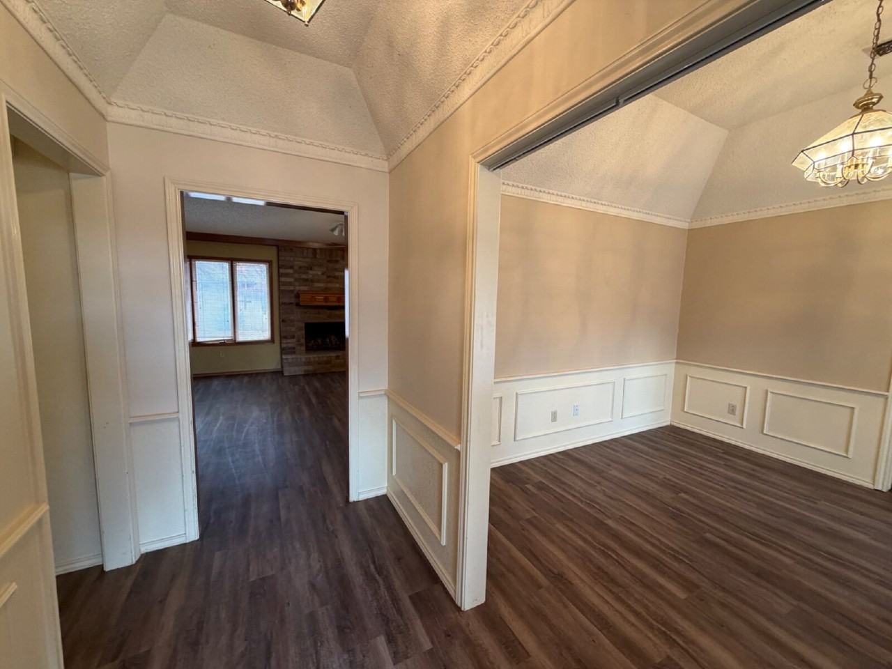 5806 78th St - Photo 3 of 15