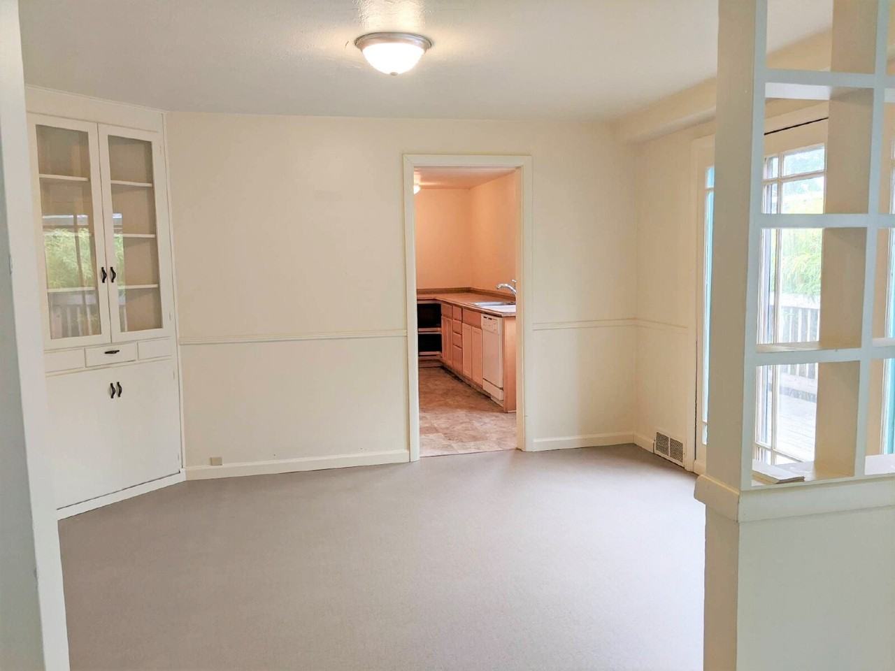 1220 E 23rd Ave - Photo 5 of 20