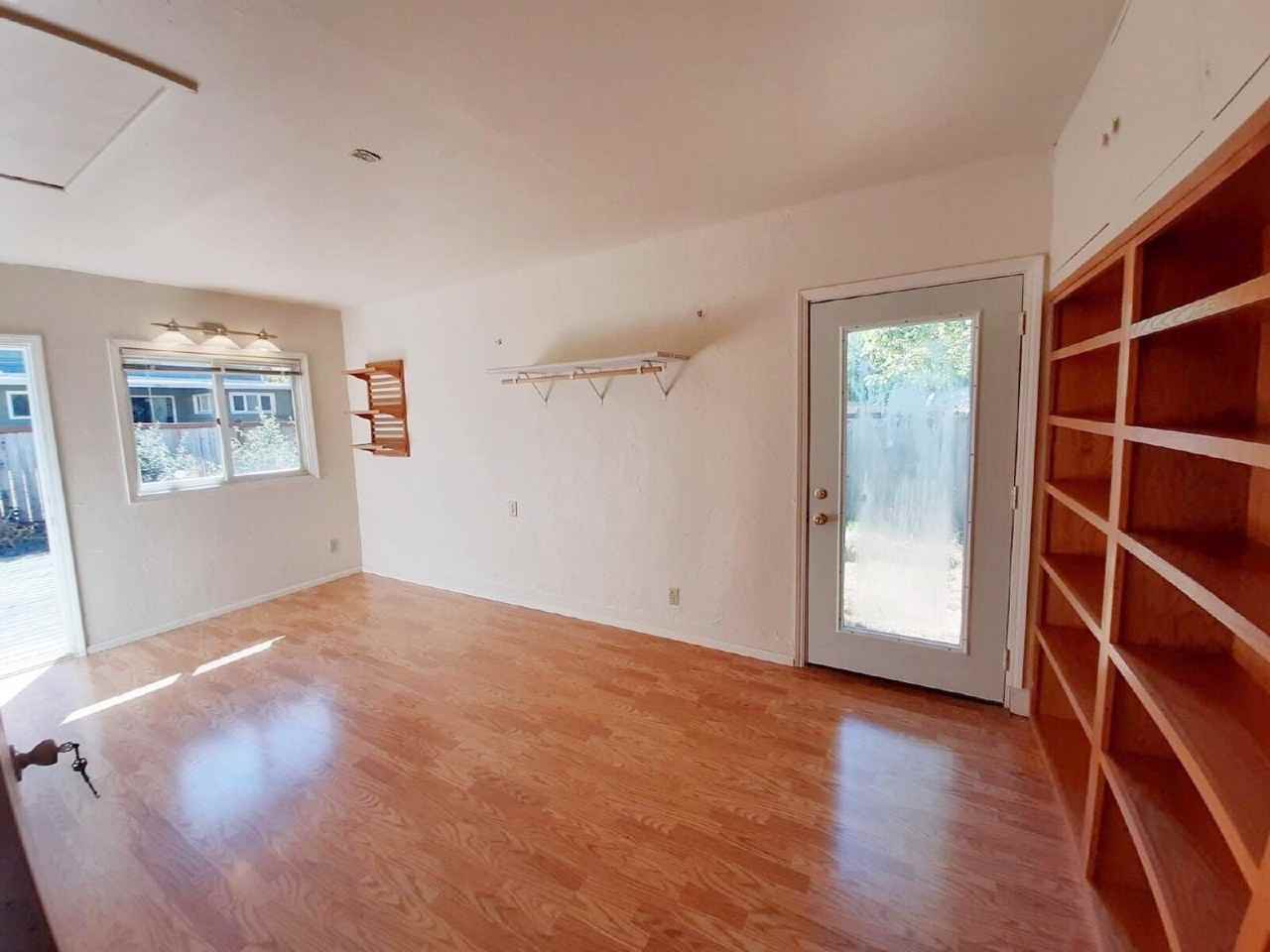 660 E 22nd Ave - Photo 6 of 14