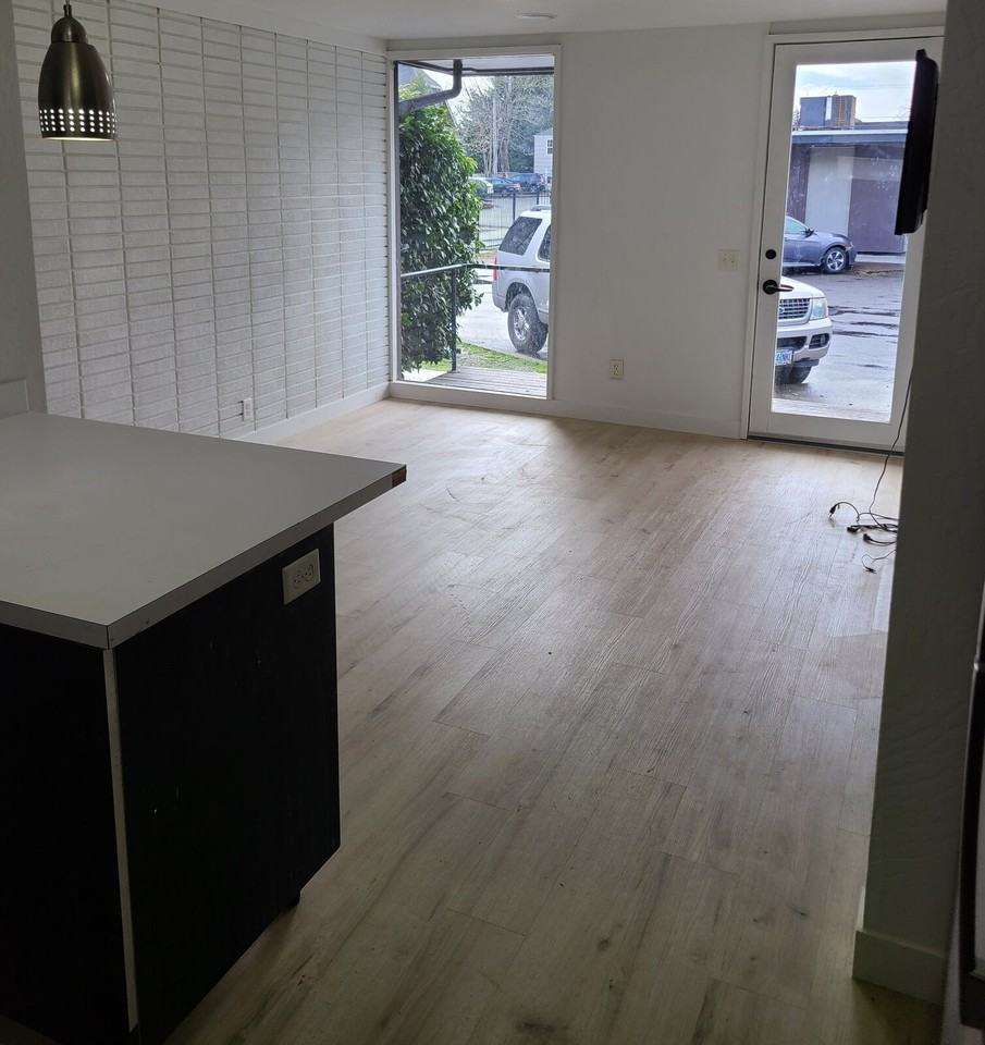 410 E 14th Ave - Photo 2 of 21