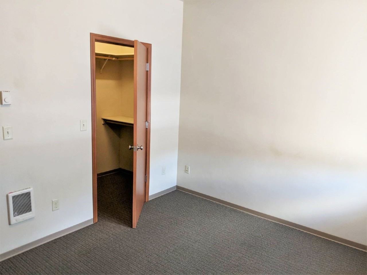 1435 Patterson St - Photo 7 of 9