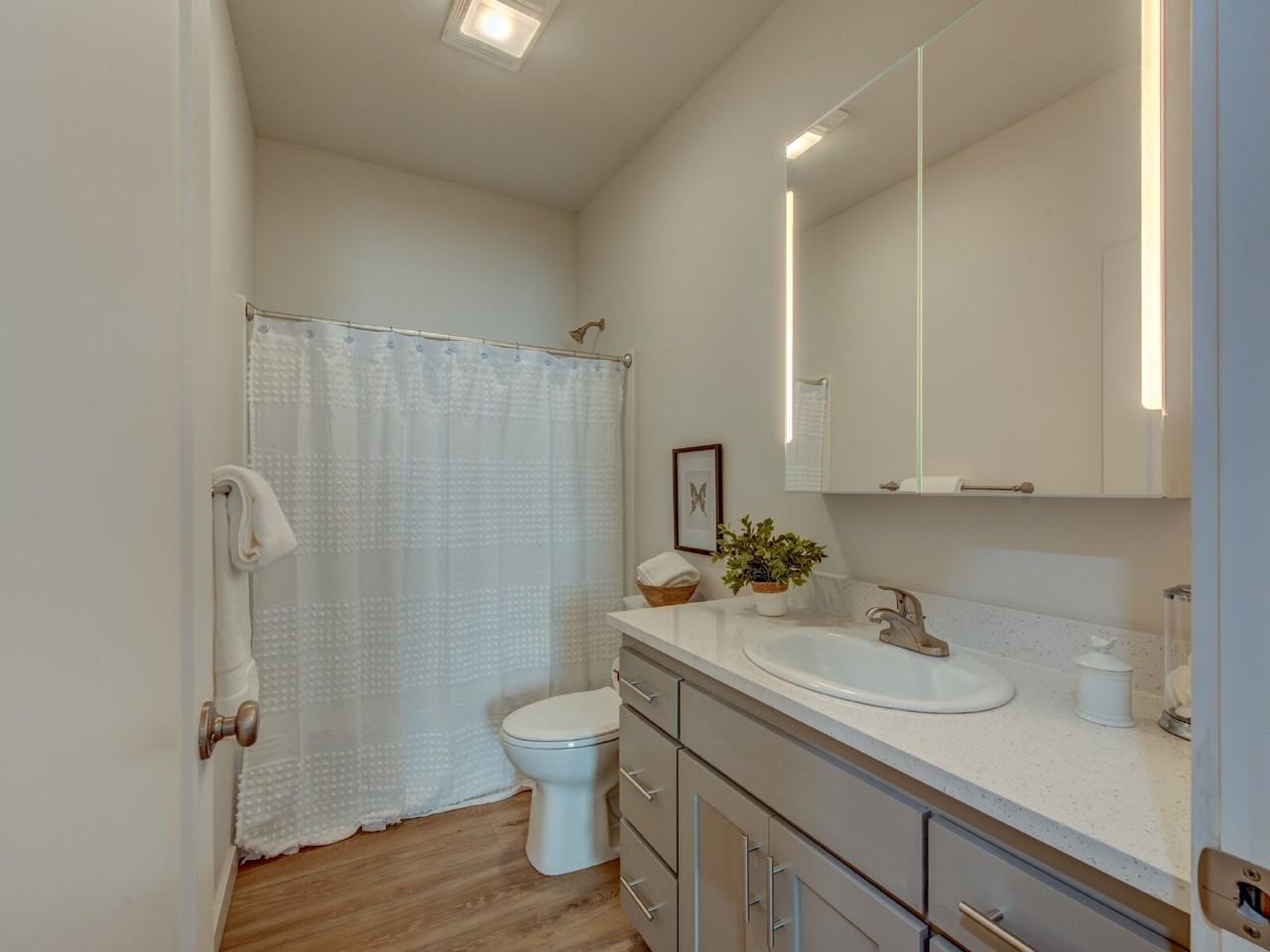 1480 Pearl St - Photo 5 of 12