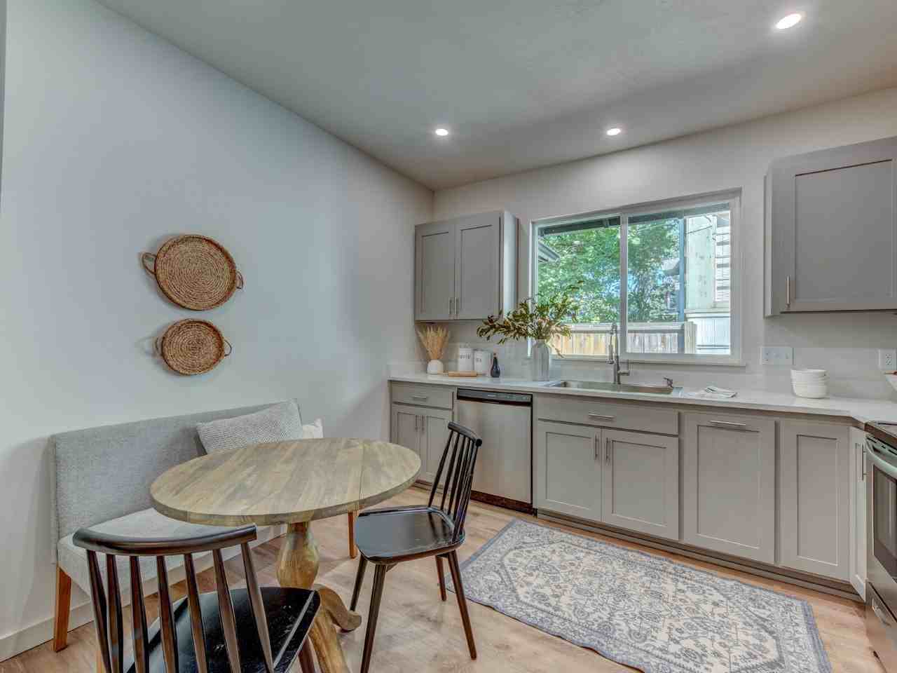 1480 Pearl St - Photo 7 of 12