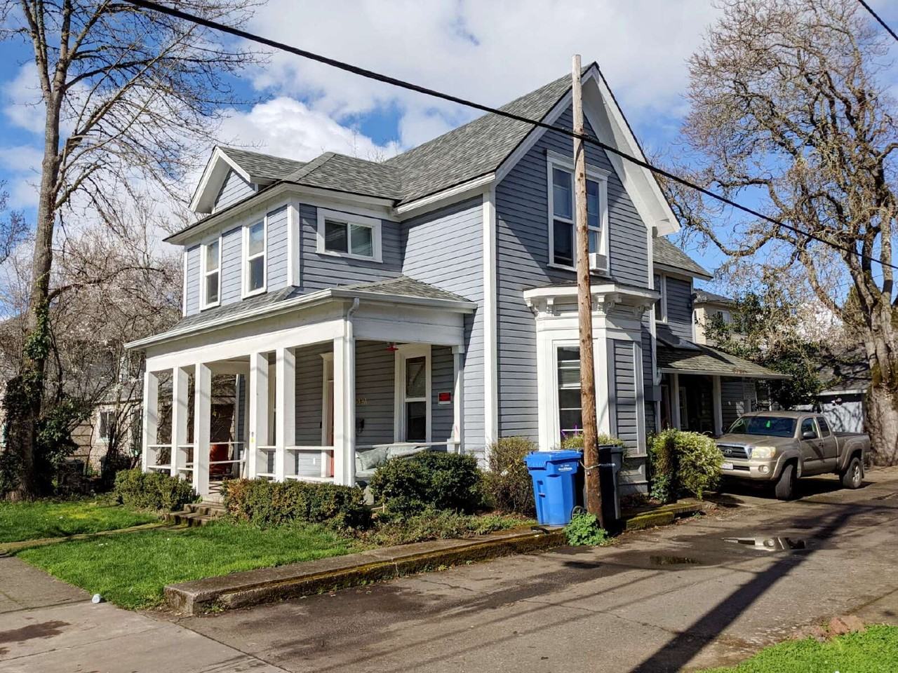 443 E 12th Ave Apt A - Photo 2 of 13