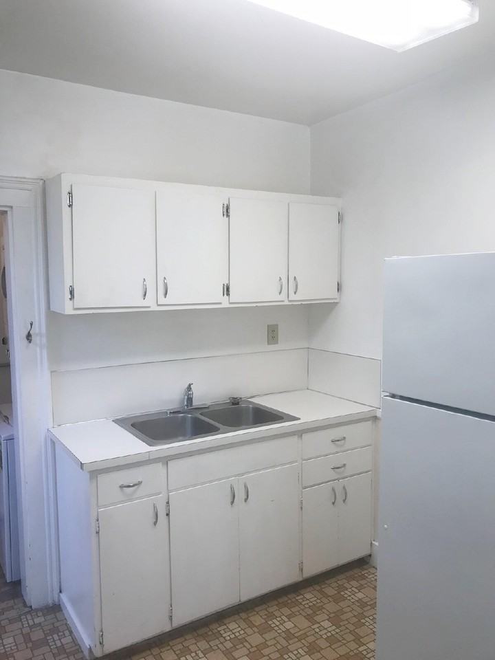 443 E 12th Ave Apt A - Photo 7 of 13