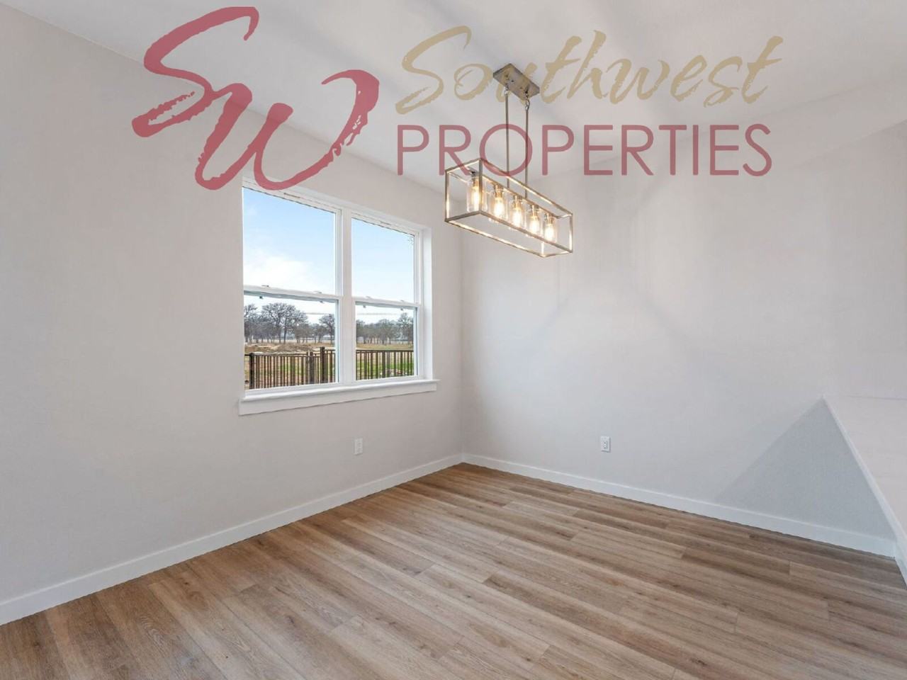 545 Galt Dr - Photo 7 of 19