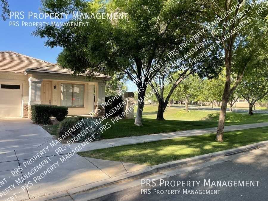 3733 E Bruce Ct - Photo 2 of 13