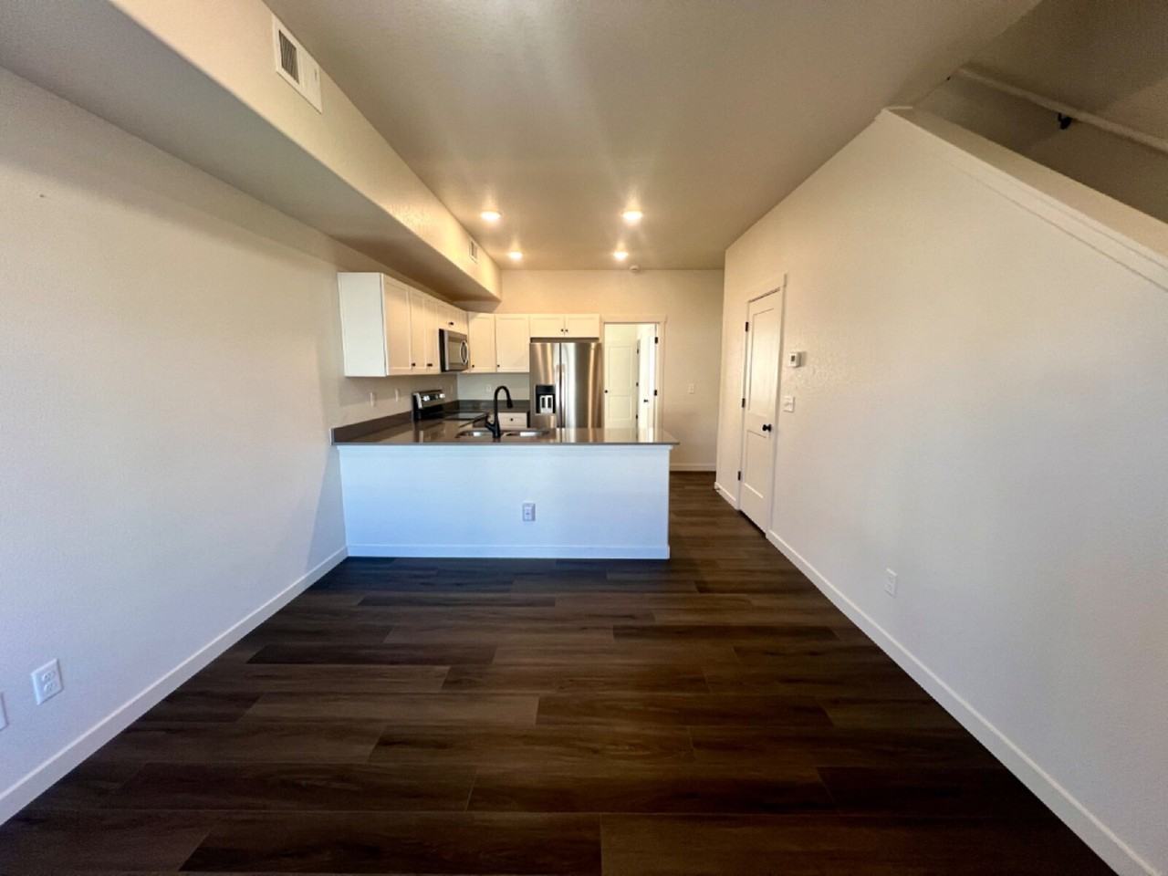 1619 Carol Ann Way - Photo 6 of 22