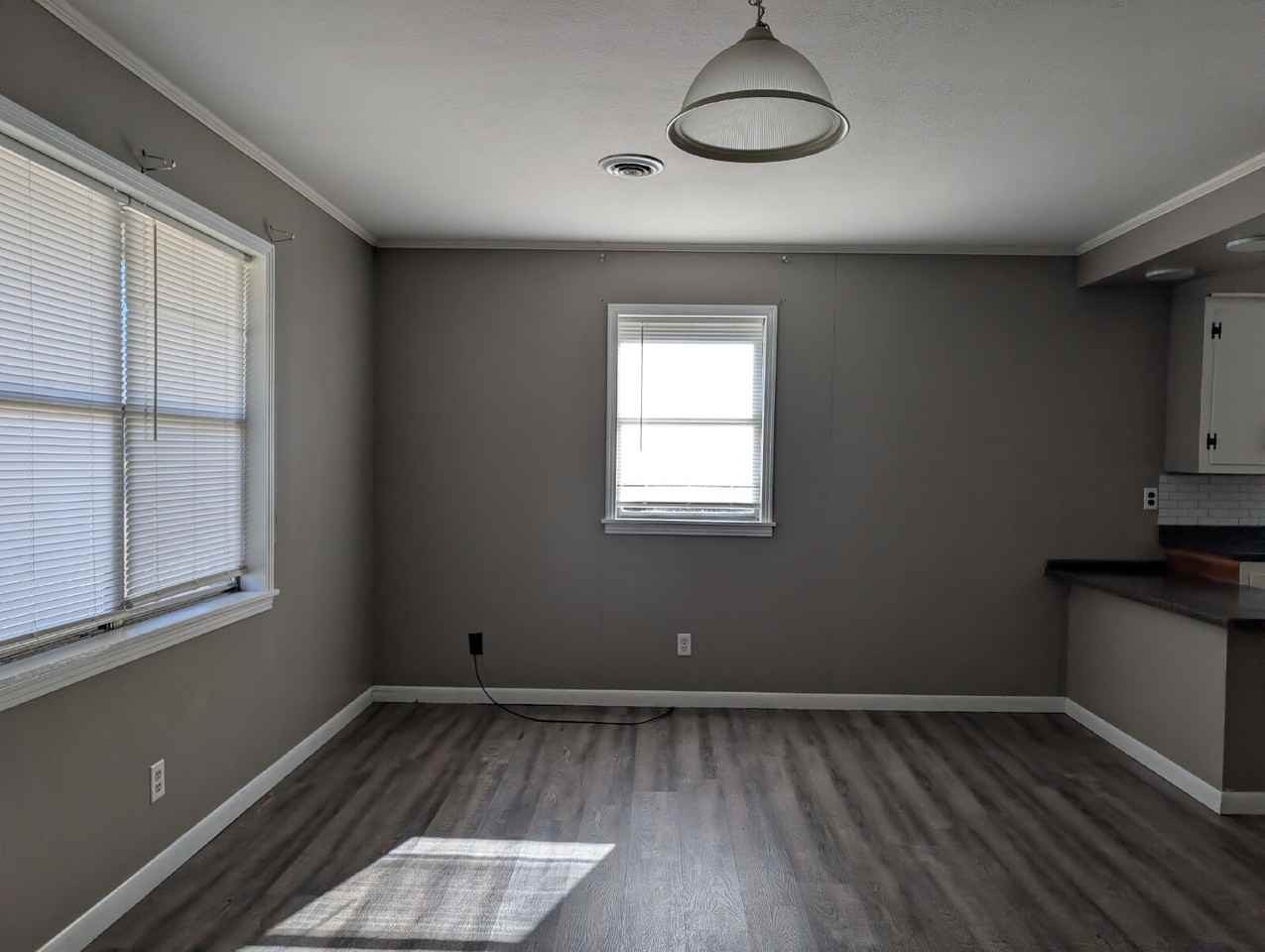 120 Willow Ln Apt A - Photo 6 of 12