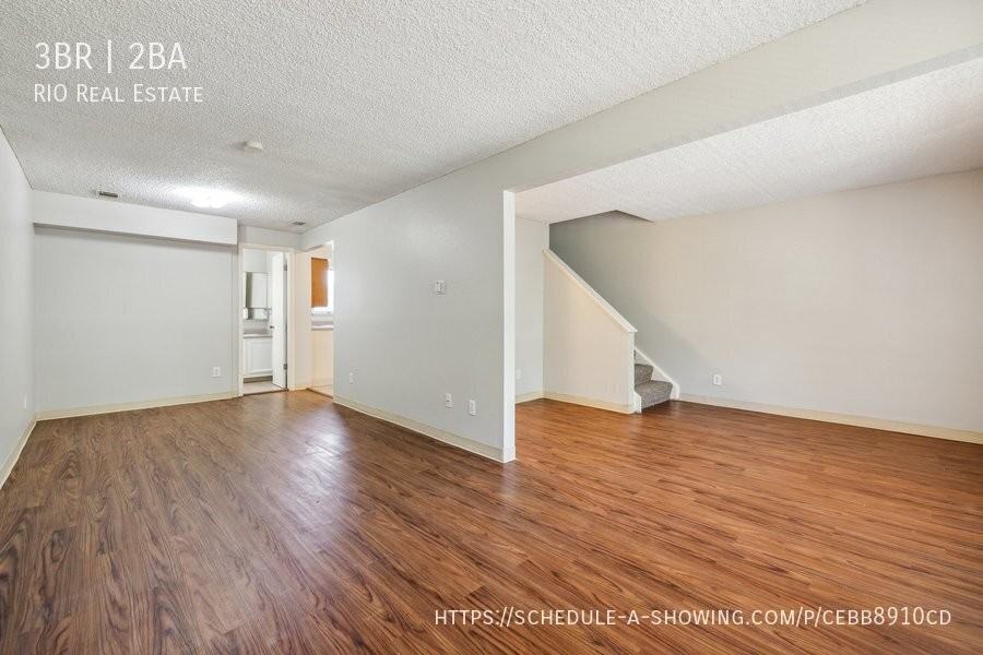 2110 N Williams St #210 - Photo 5 of 9