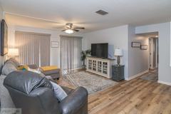 101 E Lockhaven Dr - Photo 1 of 1