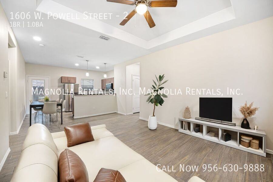 1606 W Powell St #2 - Photo 3 of 12