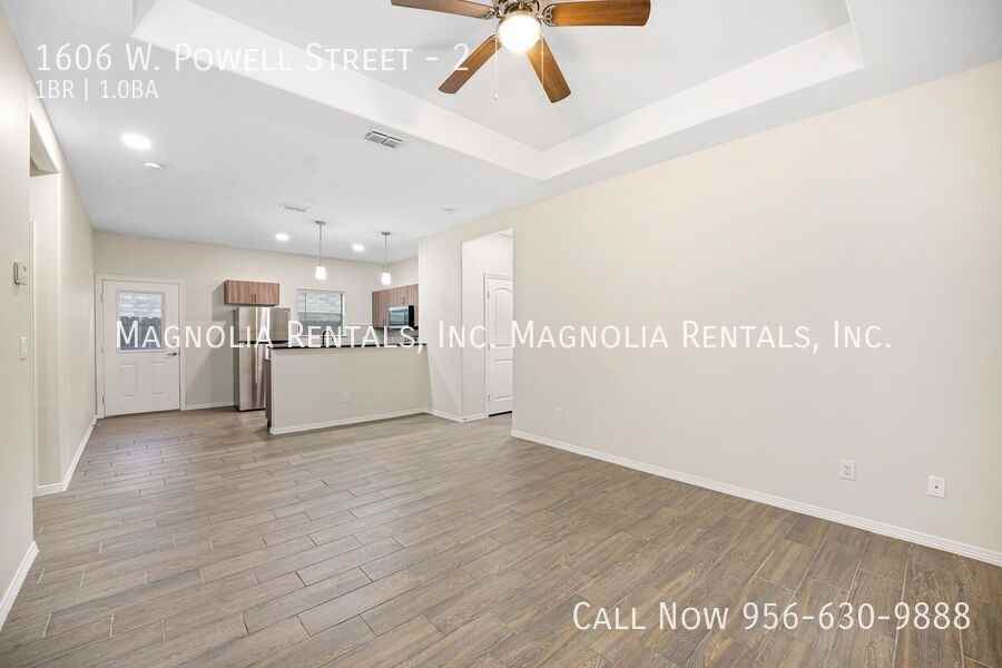 1606 W Powell St #2 - Photo 4 of 12