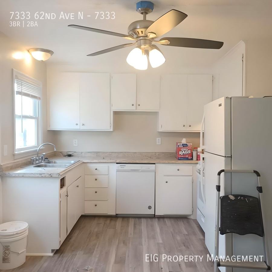 7333 62nd Ave N #7333 - Photo 2 of 31