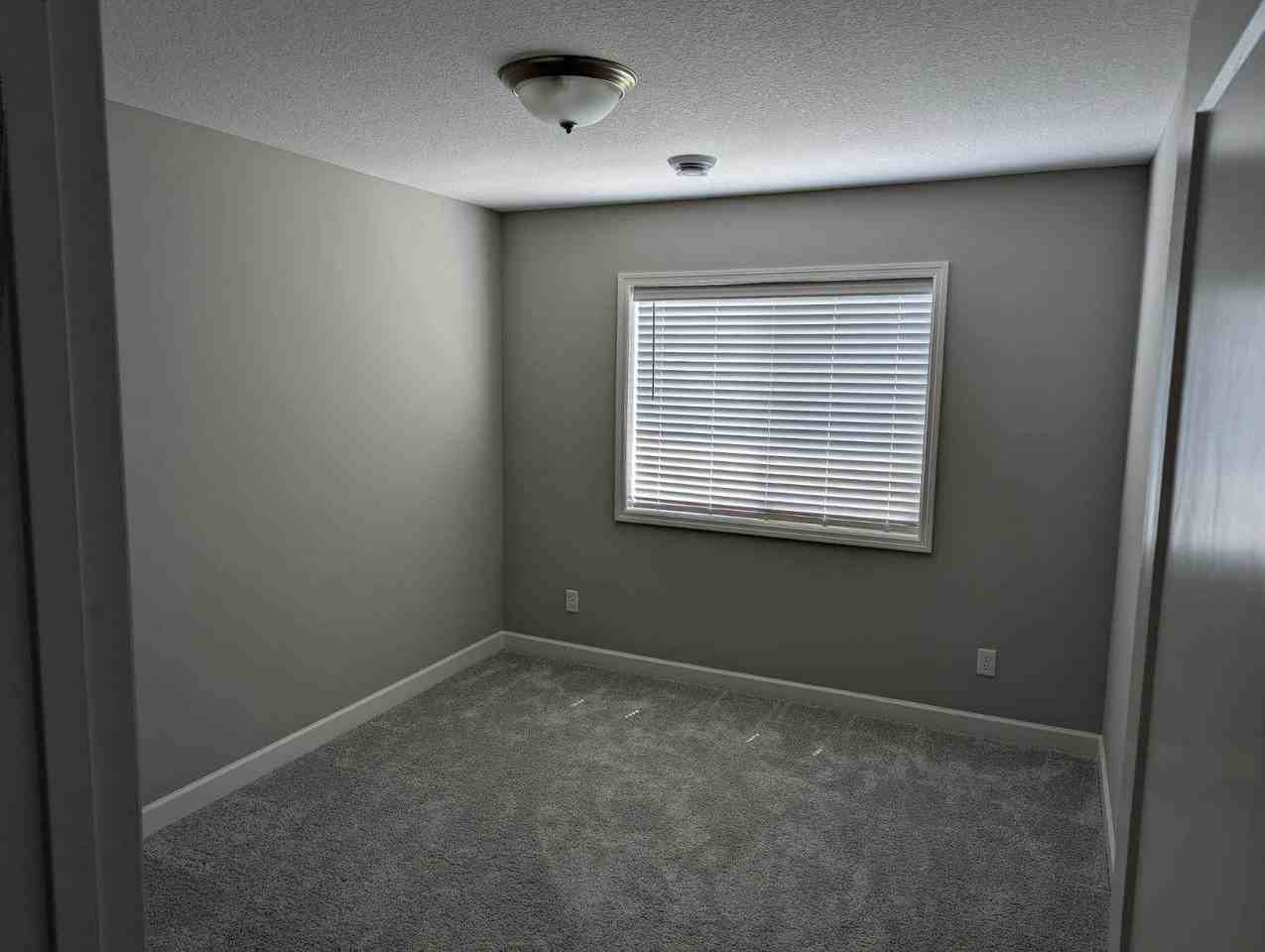 427 66th St Sw - Photo 5 of 10