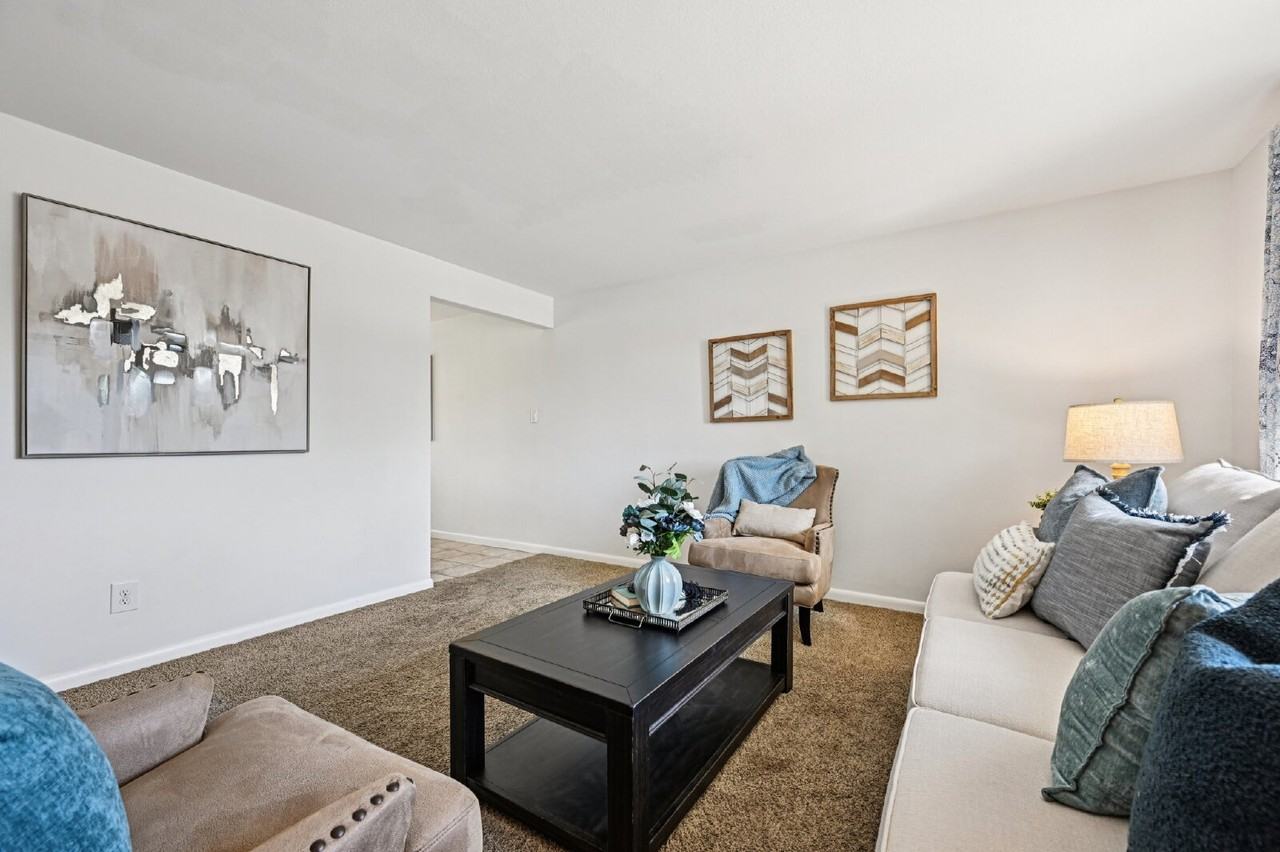 6781 Quay Ct - Photo 7 of 50