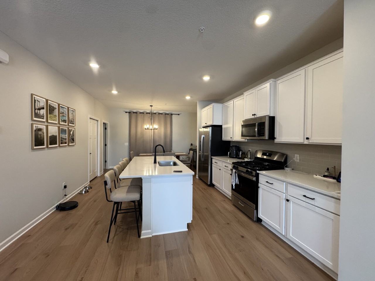 1550 Torres Ln - Photo 4 of 22